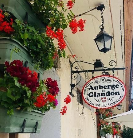 Saint-Colomban-des-Villards Auberge Du Glandon מראה חיצוני תמונה