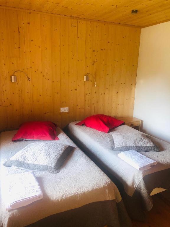 Saint-Colomban-des-Villards Auberge Du Glandon מראה חיצוני תמונה